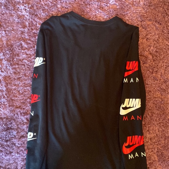 JORDAN - LONG SLEEVE TEE - Picture 3 of 3